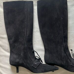 Burberry suede boots